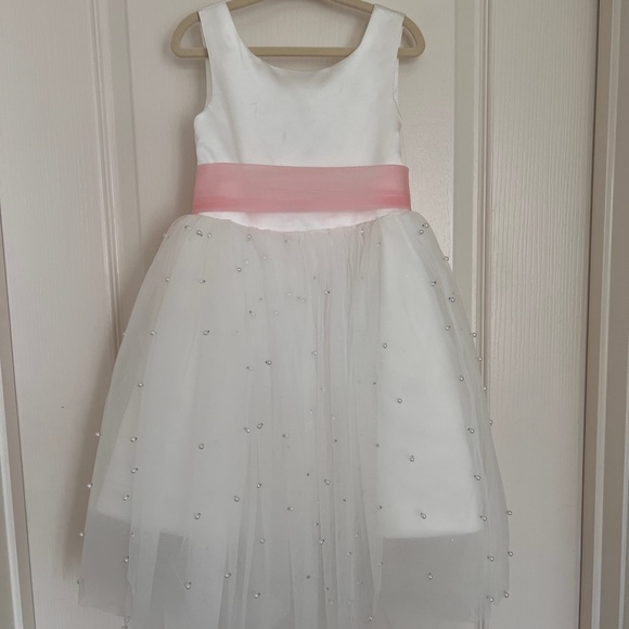 Toddler White and Ivory Flower Girl Dress with Bowknot - Picture 6 of 6